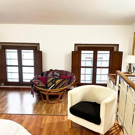 Apartment Davanti Al Duomo-appartamento Storico *