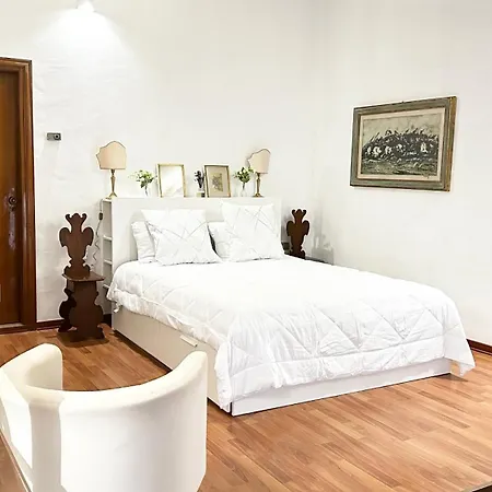 Apartment Davanti Al Duomo-appartamento Storico Florence