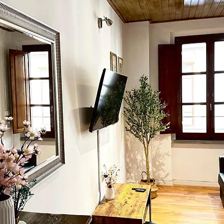 Davanti Al Duomo-appartamento Storico * Firenze