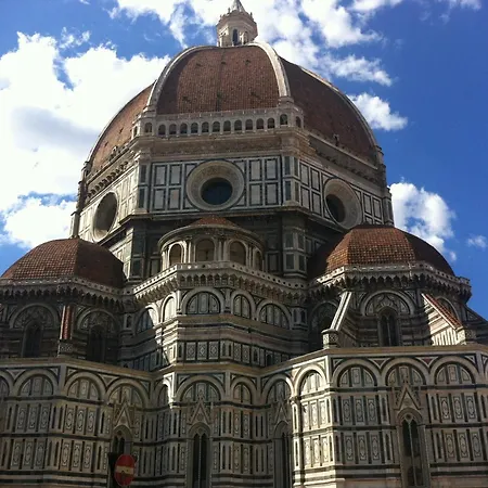 Davanti Al Duomo-appartamento Storico Apartment Florence
